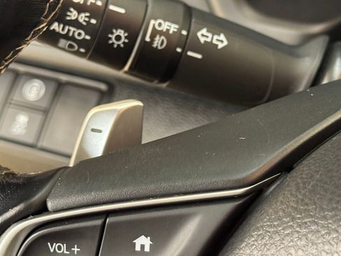 Used 2021 Honda Insight Touring image 31