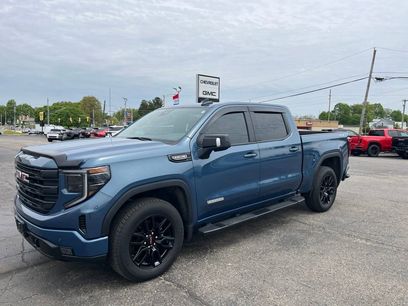 Used 2025 GMC Sierra 1500 Elevation w/ Elevation Premium Package
