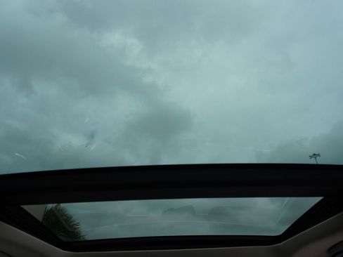 Used 2016 Chrysler 300 C RWD image 27