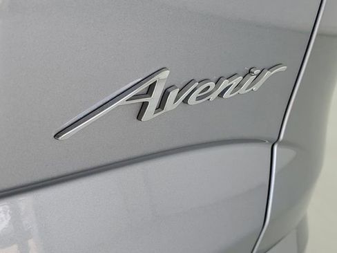 Used 2023 Buick Enclave Avenir w/ Avenir Technology Package image 10