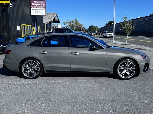 Used 2023 Audi S4 Premium Plus w/ Premium Plus Package AWD/4WD image 5