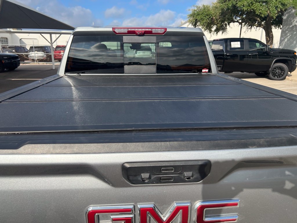 Used 2026 GMC Sierra 1500 AT4 w/ Technology Package AWD/4WD image 5