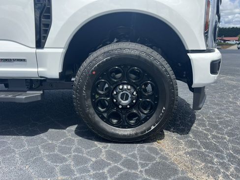 New 2025 Ford F350 Lariat w/ Lariat Ultimate Package image 11