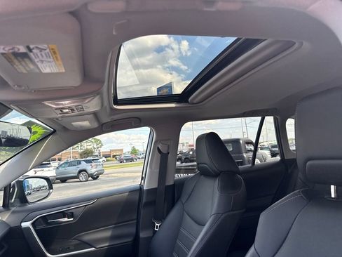Used 2024 Toyota RAV4 XLE Premium image 25