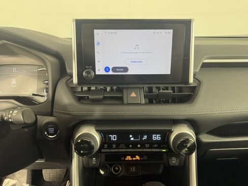 Used 2025 Toyota RAV4 XLE w/ Convenience Package image 19