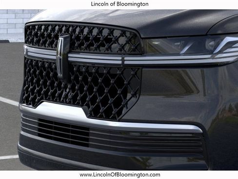New 2026 Lincoln Navigator Reserve w/ Jet Appearance Package AWD/4WD image 20