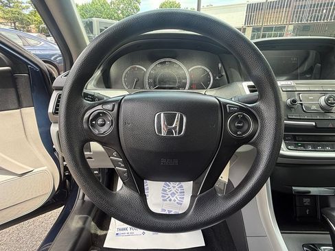 Used 2015 Honda Accord LX image 12