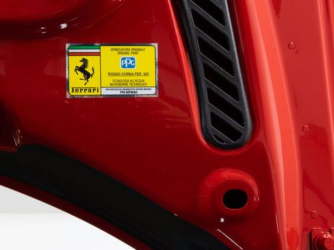 Used 2022 Ferrari F8 Tributo image 25