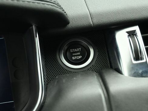 Used 2020 Land Rover Range Rover Sport HST image 43