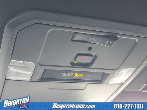 Used 2025 Toyota Tacoma TRD Sport image 26