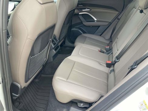 Used 2025 Audi Q5 Premium Plus image 9