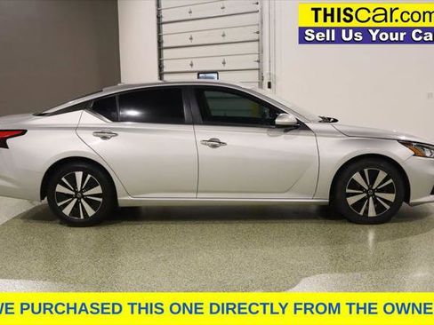 Used 2021 Nissan Altima 2.5 SV FWD image 8