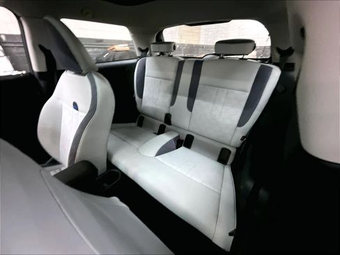 Used 2025 MINI Cooper 2-Door Hardtop image 28