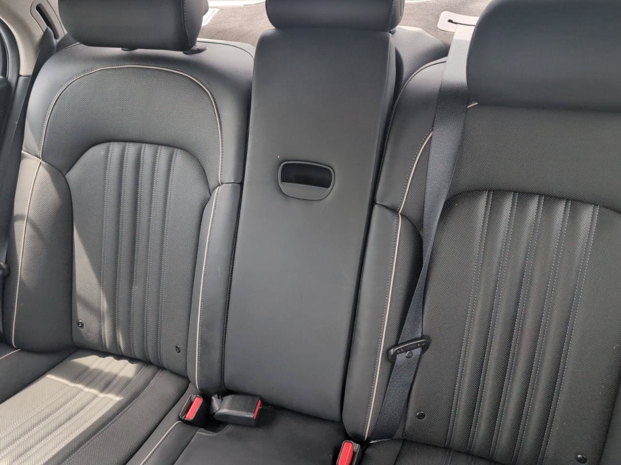 Used 2019 Genesis G90 3.3T Premium AWD/4WD image 30