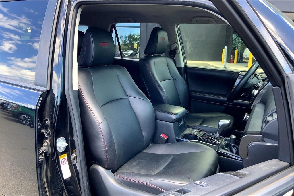 Used 2018 Toyota 4Runner TRD Pro AWD/4WD image 7