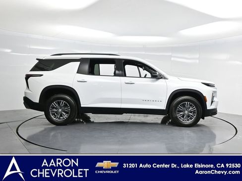 New 2026 Chevrolet Traverse LT w/ Driver Confidence Package image 29