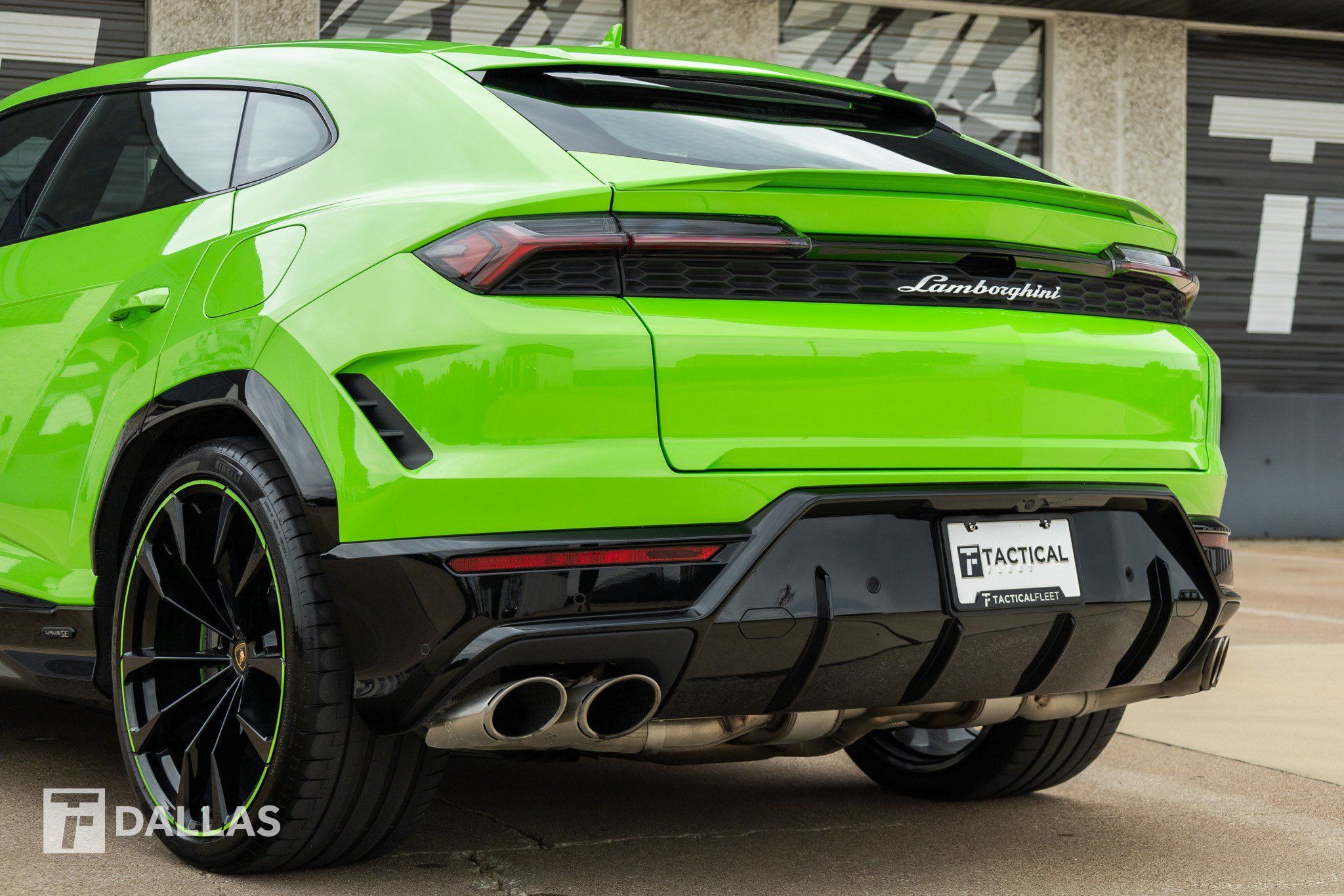 Used 2025 Lamborghini Urus S AWD/4WD image 12