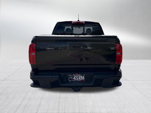 Used 2017 Chevrolet Colorado Z71 AWD/4WD image 3