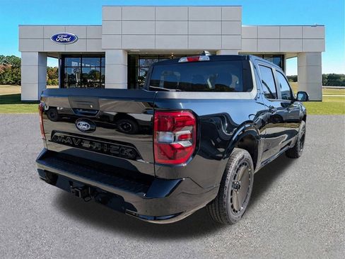 New 2026 Ford Maverick Lobo AWD/4WD image 4