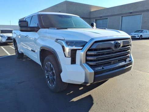 Used 2023 Toyota Tundra Limited w/ Power Package AWD/4WD image 1