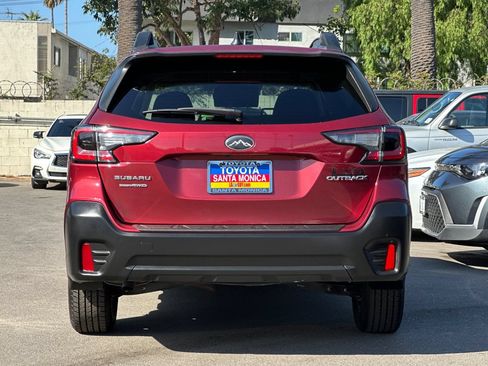 Used 2020 Subaru Outback Premium AWD/4WD image 5