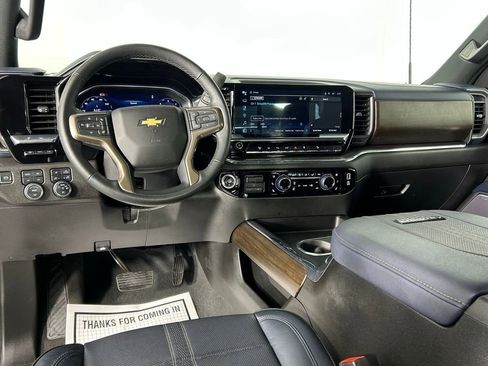 Used 2024 Chevrolet Silverado 3500 High Country w/ Technology Package image 19
