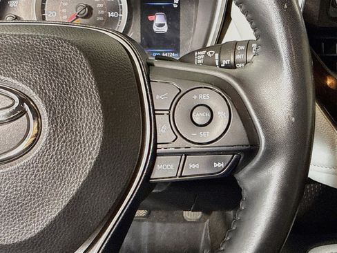 Used 2019 Toyota Corolla SE w/ SE Option Package FWD image 15