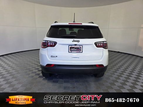 New 2026 Jeep Compass Latitude image 6