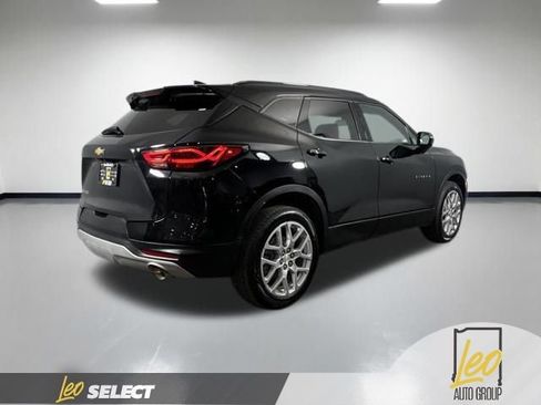 Used 2024 Chevrolet Blazer LT FWD image 6