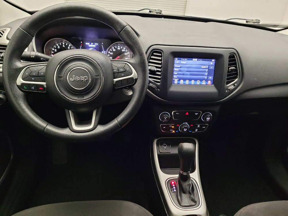 Used 2019 Jeep Compass Sport FWD image 22