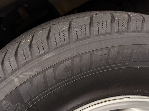 Used 2008 Ford E-350 and Econoline 350 XLT RWD image 36