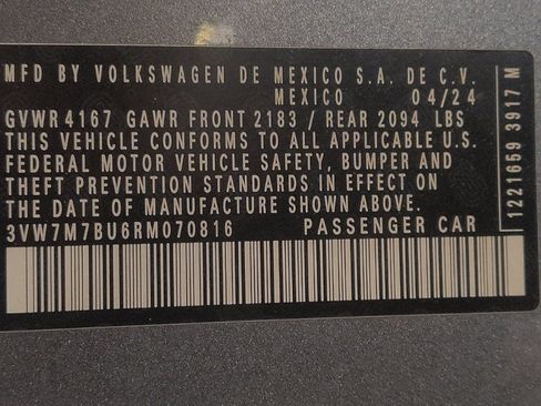 Used 2024 Volkswagen Jetta SE FWD image 33