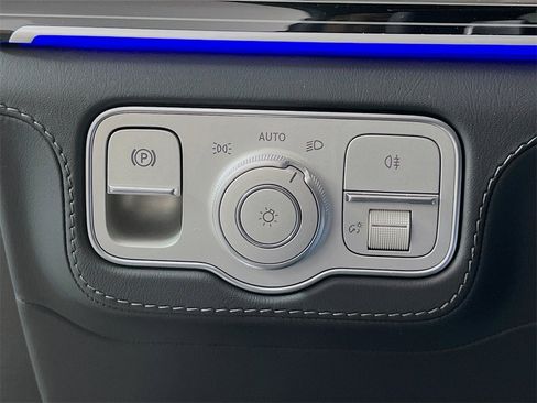 New 2025 Mercedes-Benz GLS 580 4MATIC image 10