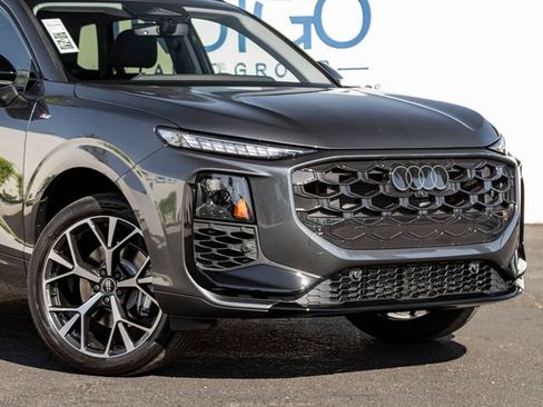 New 2026 Audi Q3 quattro 2.0T AWD/4WD image 5