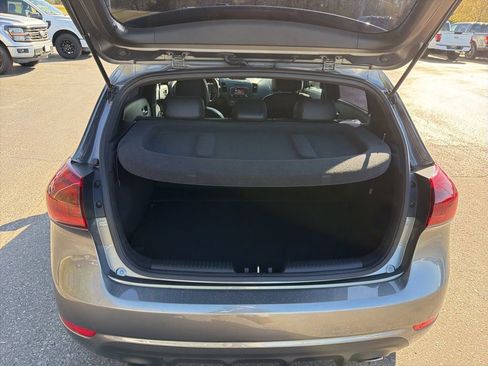 Used 2015 Kia Forte SX FWD image 10