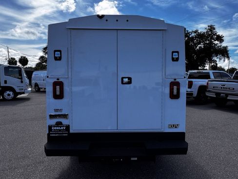 New 2025 GMC Savana 3500 w/ Power Convenience Package RWD image 5