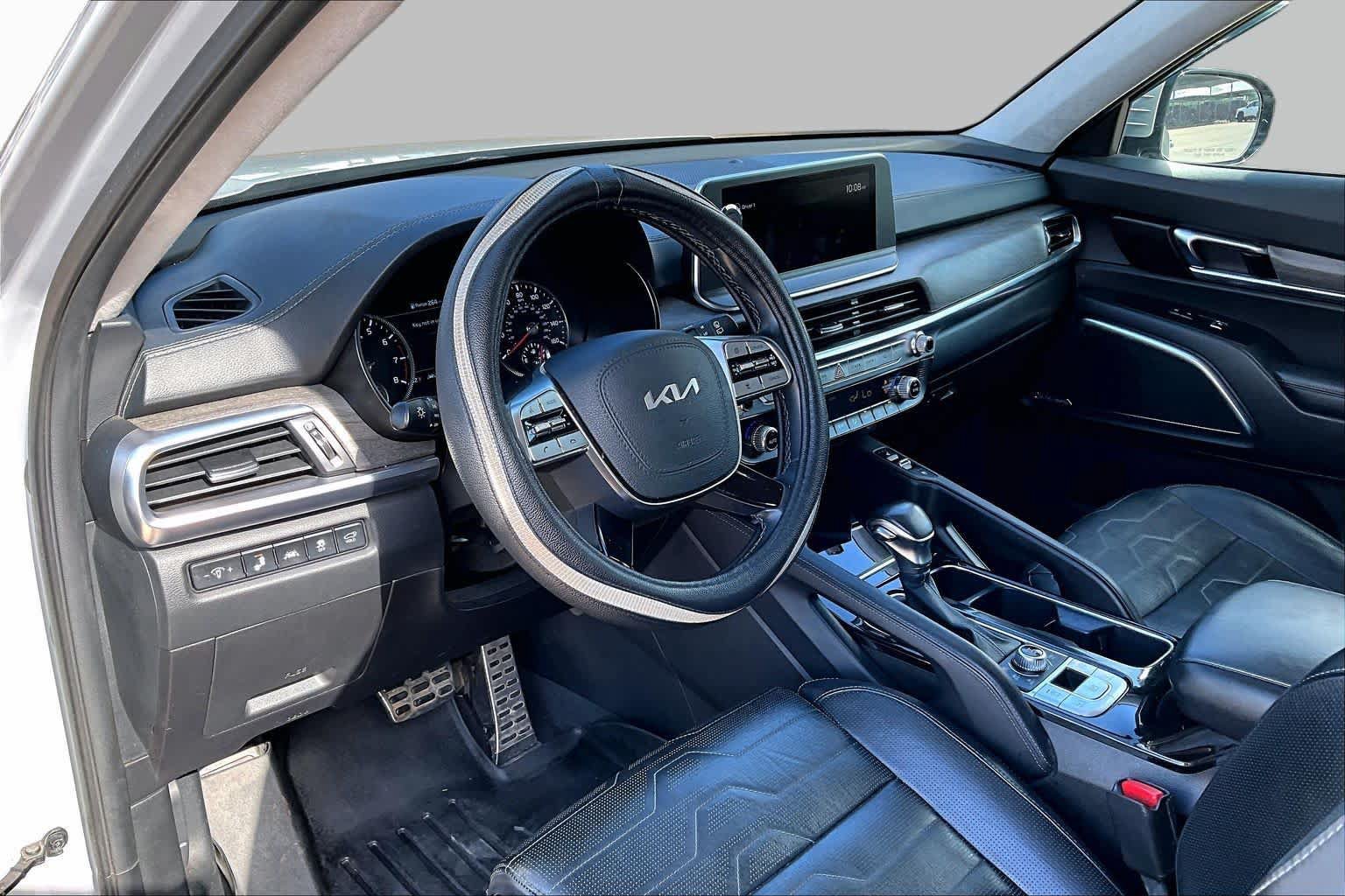 Used 2022 Kia Telluride SX w/ SX Prestige Package AWD/4WD image 16
