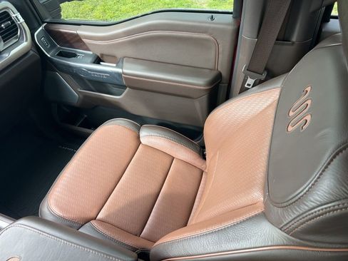 Used 2023 Ford F250 King Ranch w/ Chrome Package image 16