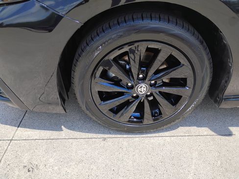 Used 2024 Toyota Camry SE FWD image 29