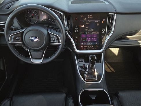 Used 2020 Subaru Outback Limited image 12