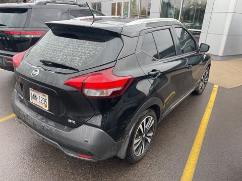 Used 2020 Nissan Kicks SR w/ SR Premium Package image 4