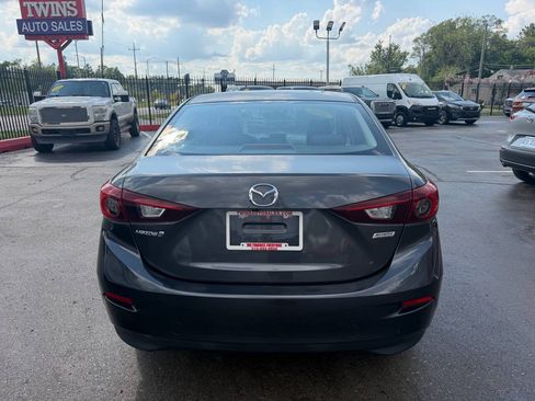 Used 2016 MAZDA MAZDA3 i Sport w/ Preferred Equipment Package FWD image 6