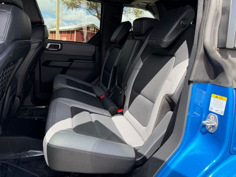 Used 2024 Ford Bronco Big Bend AWD/4WD image 25