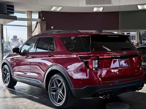 Used 2026 Ford Explorer ST w/ Sun And Sound Package AWD/4WD image 6