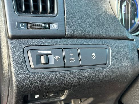 Used 2012 Hyundai Sonata SE image 18