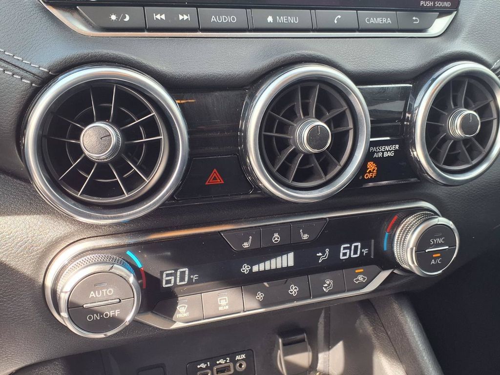 Used 2025 Nissan Sentra SV w/ All-Weather Package FWD image 10