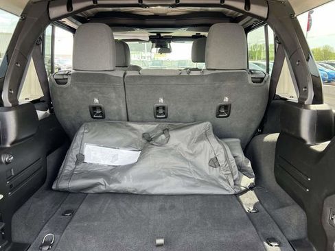 Certified 2025 Jeep Wrangler Unlimited Sport AWD/4WD image 7