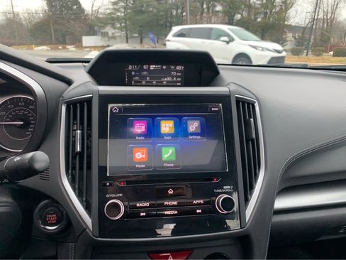 Used 2018 Subaru Impreza 2.0i Limited image 18