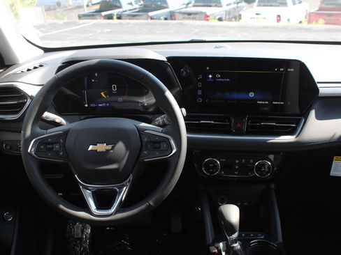 New 2026 Chevrolet TrailBlazer LT w/ Convenience Package AWD/4WD image 14