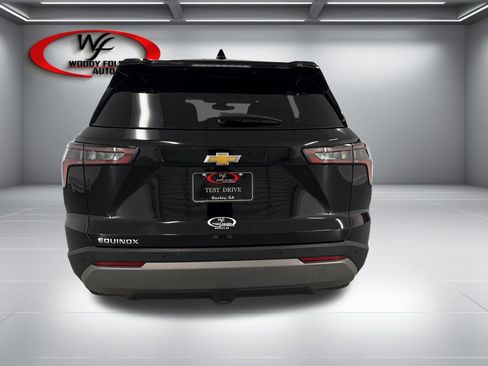 Used 2025 Chevrolet Equinox LT FWD image 6
